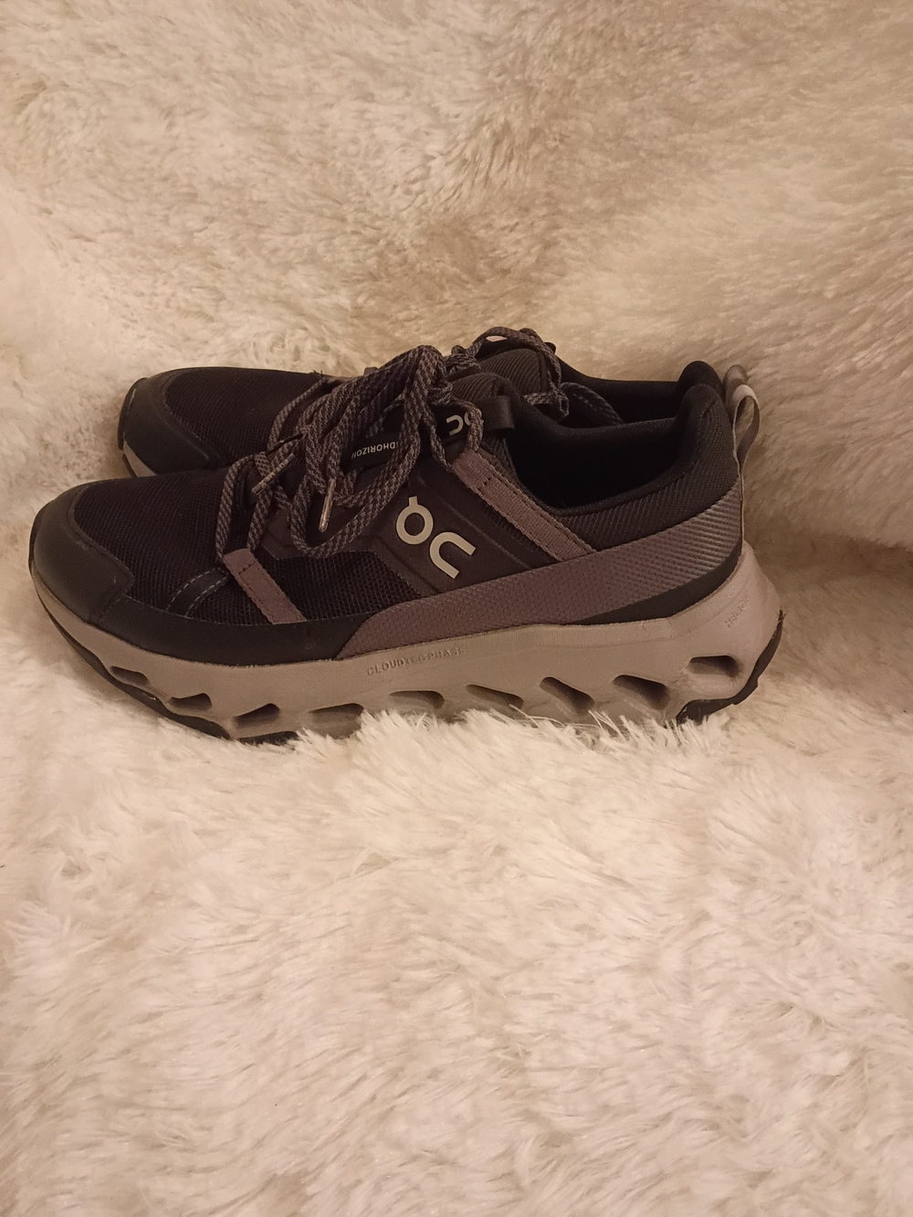 ON Cloudnova Women's Athletic Shoes in Black/Grey